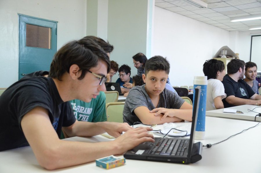 LICENCIATURA. Se trata de una carrera en Producci&oacute;n de Videojuegos, &uacute;nica en la regi&oacute;n y con gran potencial a futuro.