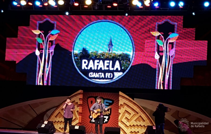 FOTO PRENSA MUNICIPALIDAD// PRESENTACION./ Rafaelinos en la primera jornada de competencia.