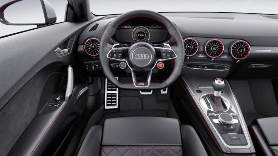 DEPORTIVO. El Audi TTS, la versión más deportiva que se vende en el país de la legendaria coupé.  GENIALIDAD. Hace gala de la inconfundible estética del modelo y le suma un eficiente motor de 310 CV.