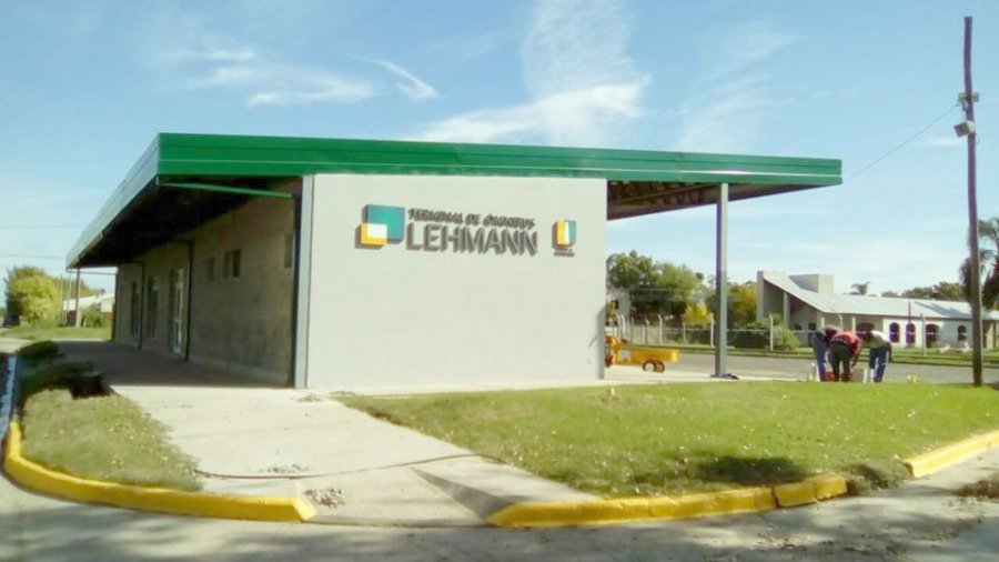 FOTO PRENSA COMUNA// TERMINAL./ La fachada de la Terminal de Omnibus que comenzará a ser utilizada en los próximos días.