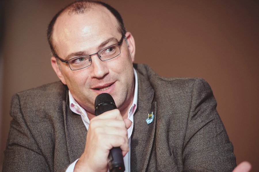 FUNCIONARIO. Negri, cuestionado por sus declaraciones.- Foto: Archivo