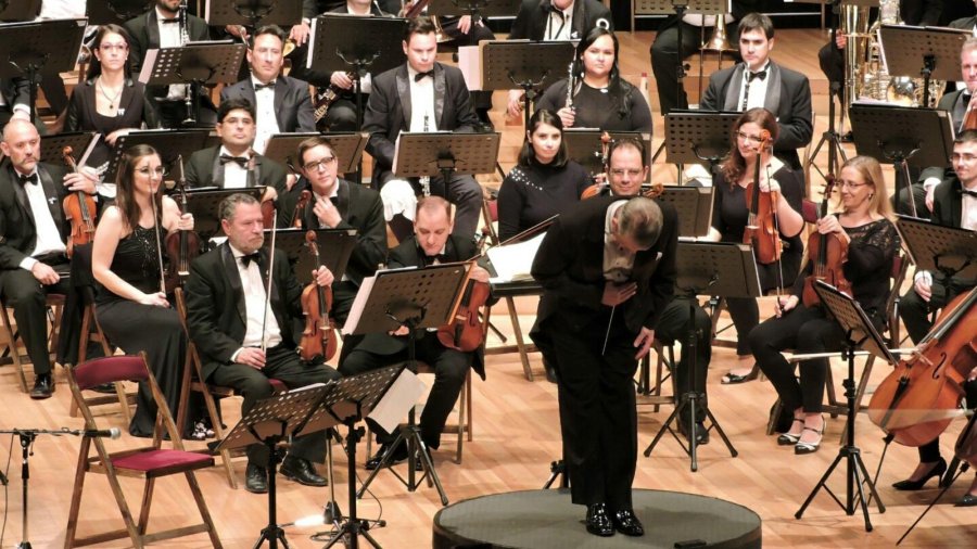 FOTO SCS ACTUACION. La Sinf&oacute;nica de Santa Fe debut&oacute; en el Centro Cultural Kirchner.