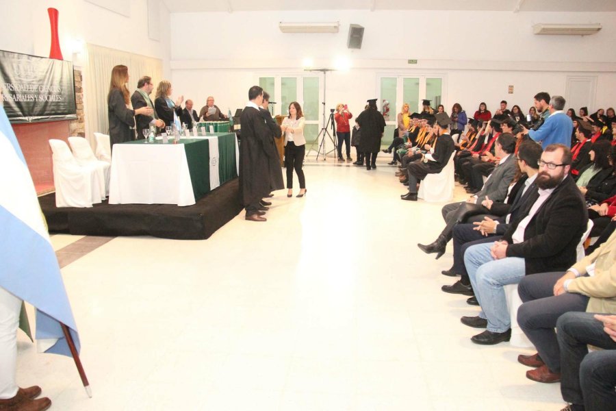 FOTO J. BARRERA// CEREMONIA./ Fue concretada anoche en el SUM de ATILRA.