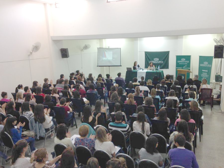 FOTO PRENSA UCES// AUDITORIO COLMADO./ La propuesta alcanz&oacute; especial repercusi&oacute;n.