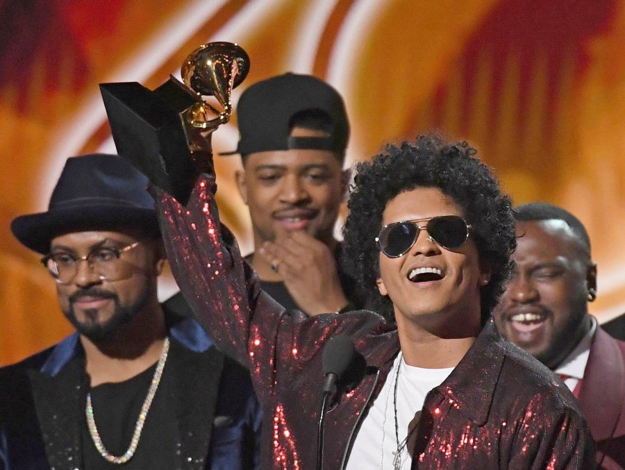 FOTO NA// BRUNO MARS./ El ganador indiscutido, se llev&oacute; el premio en seis categor&iacute;as.