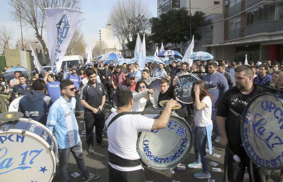 SINDICATOS. Amenazan que si se va esta dirigencia llega la izquierda. FOTO ARCHIVO