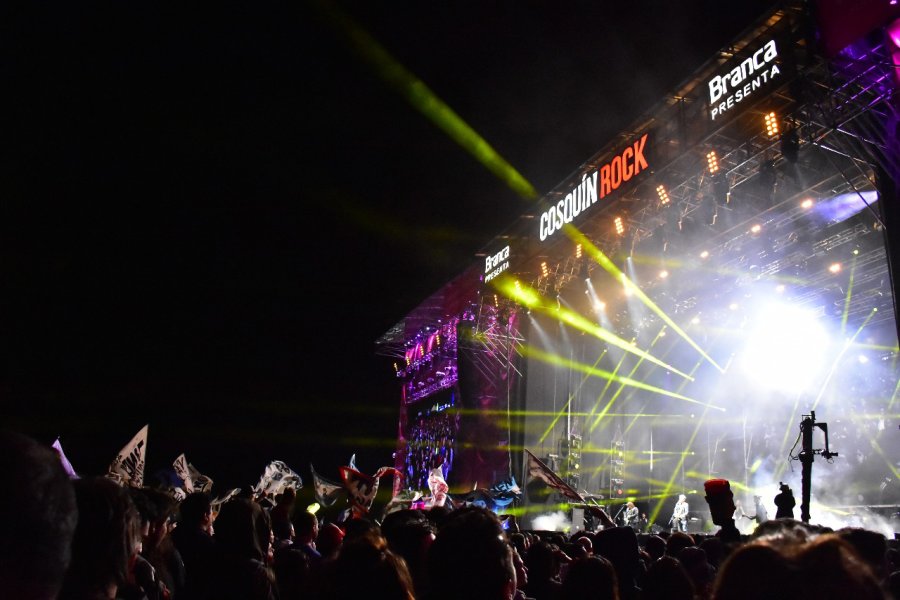 FOTO G. SANCHEZ FOR EXPORT. El formato de los festivales del Cosqu&iacute;n Rock se afianza en la escena internacional.