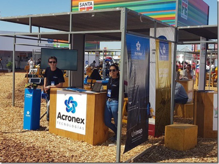 FOTO IP ACRONEX./ En el stand de Expoagro.