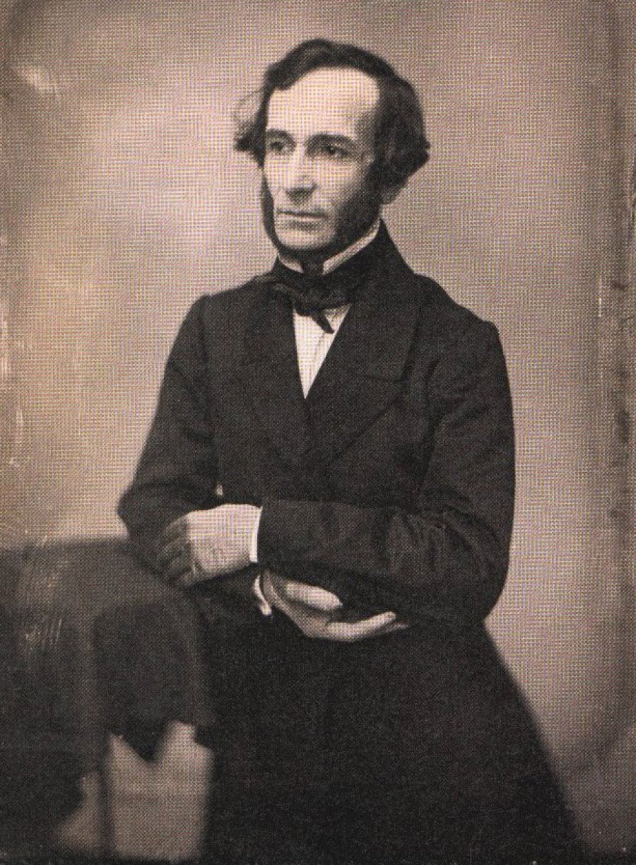 ALBERDI. Autor de "Bases".