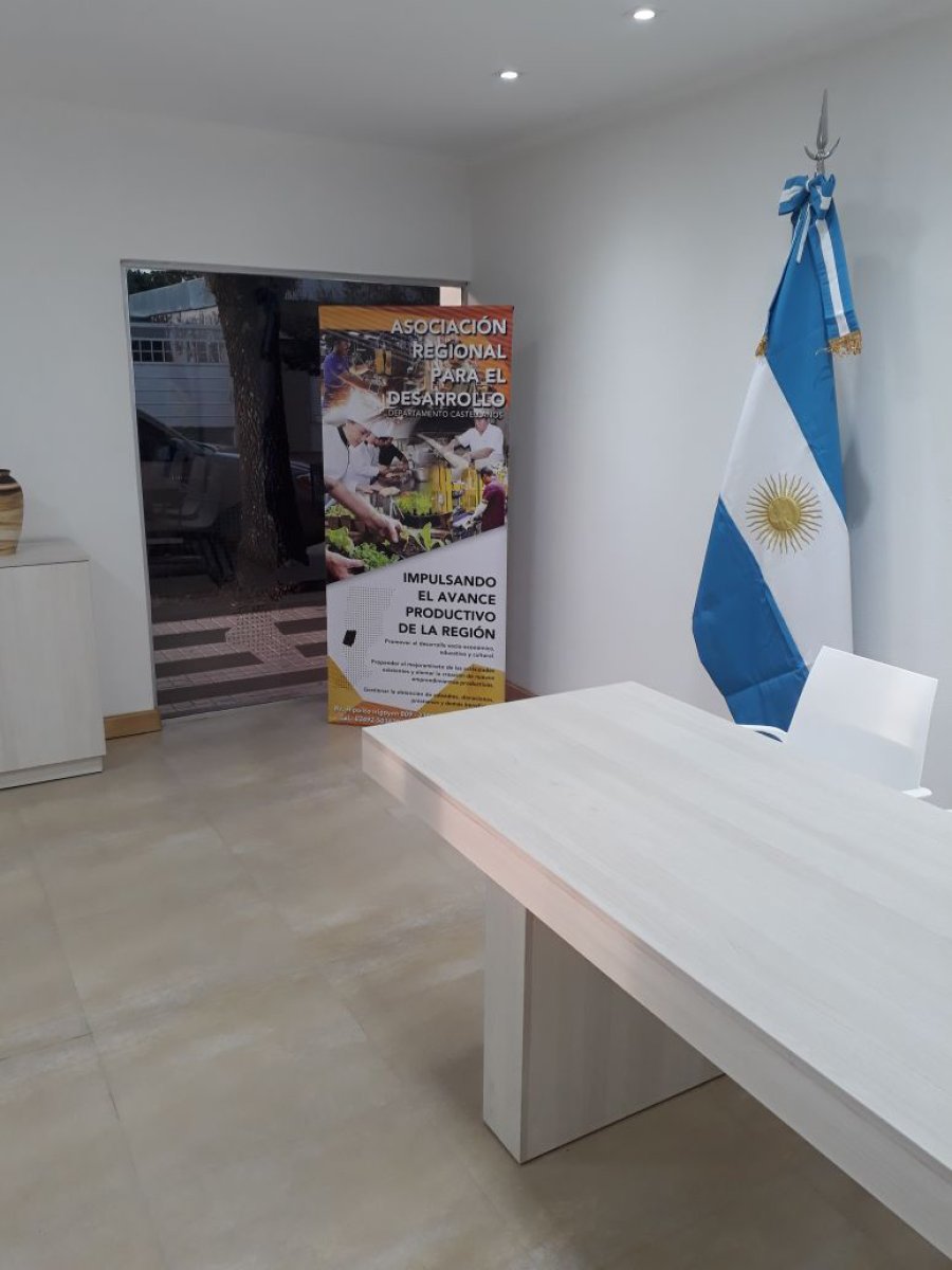FOTO H. PASSARINO// SUM./ El sal&oacute;n que inaugurar&aacute;n hoy.