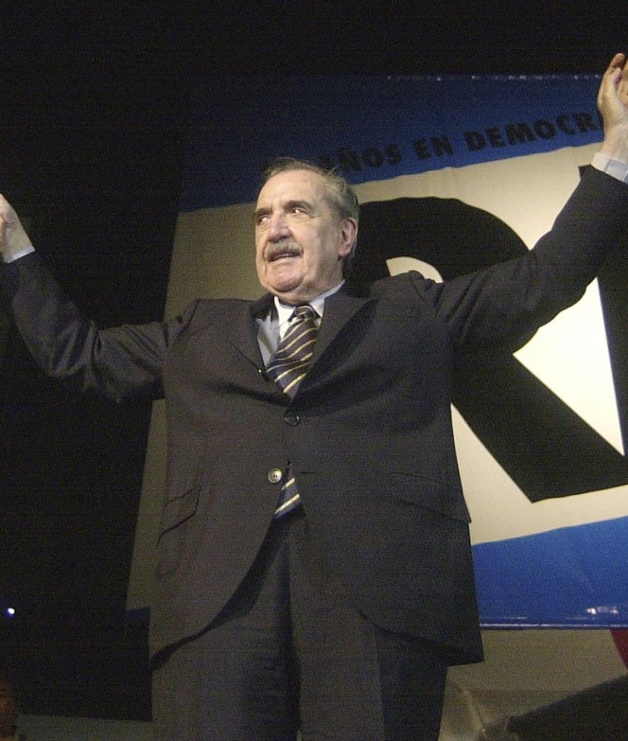 RAUL ALFONSIN. Formuló denuncias. FOTO ARCHIVO