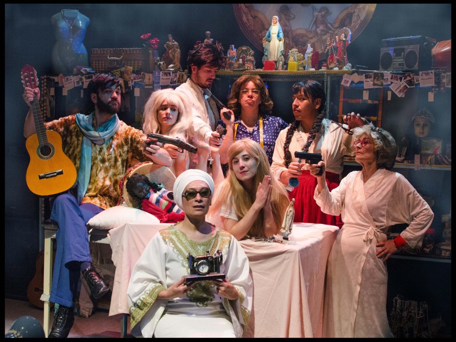 FOTO PRENSA LA MASCARA// LA VIRGENCITA DEL MAL PASO./ Escena de la pieza  que se conocer&aacute; el s&aacute;bado.