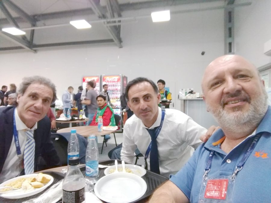 FOTO N. CLIVATI CHARLA DE FUTBOL. Oscar Ruggeri, Diego Latorre y N&eacute;stor Clivati en la sala de prensa, tras el partido.
