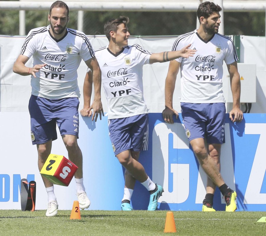 FOTO NA EL DIA DESPUES. Los jugadores ya piensan en el partido del jueves ante Croacia.