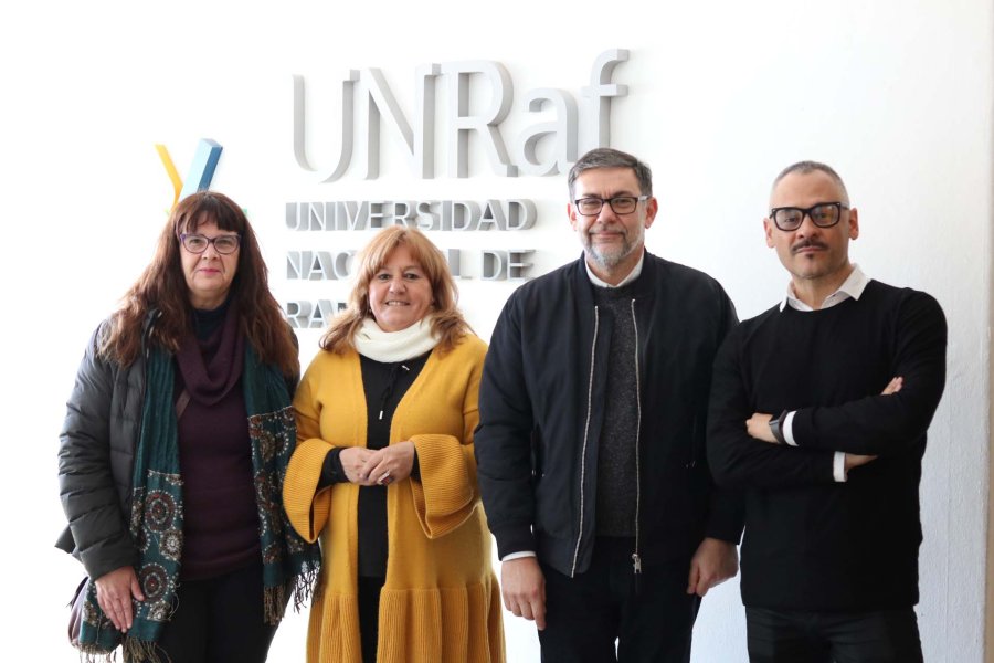 FOTO PRENSA UNRAF// LANZAMIENTO./ Mar&iacute;a Eugenia Meyer; Rosario Cristiani; Rub&eacute;n Asc&uacute;a y Marcelo Allasino, en la presentaci&oacute;n de la Diplomatura.