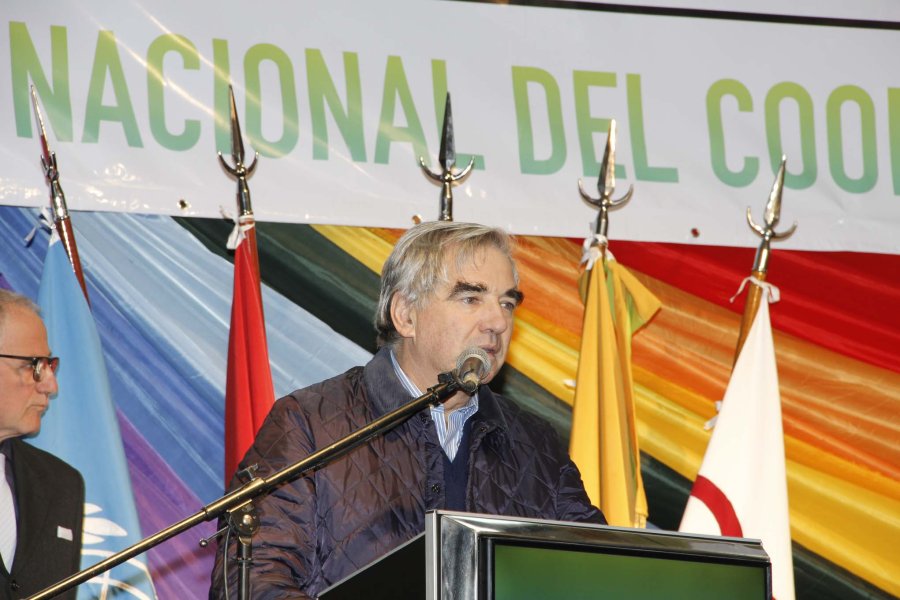FOTO F. MELCHIORI// EDUARDO FONTELA./ Durante su mensaje, ayer en Sunchales.