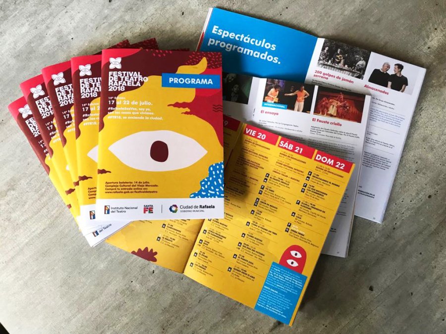 FOTO PRENSA MUNICIPAL PROGRAMA DE MANO. El librillo es muy utilizado para definir la compra de entradas.