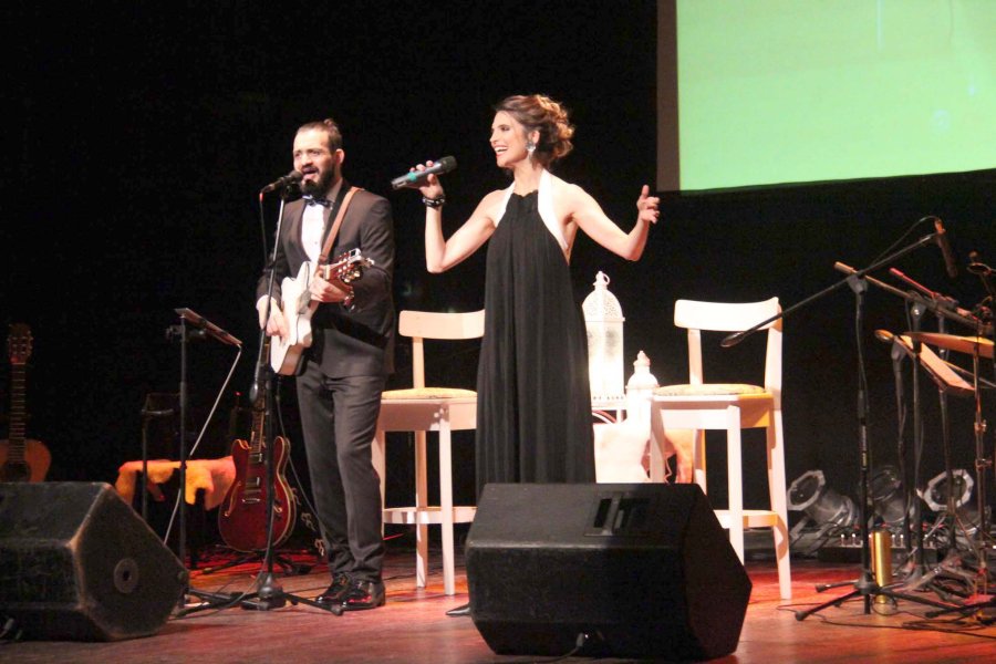 FOTO J. BARRERA SHOW./ Anoche en el Centro Cultural Municipal sala Sociedad Italiana.