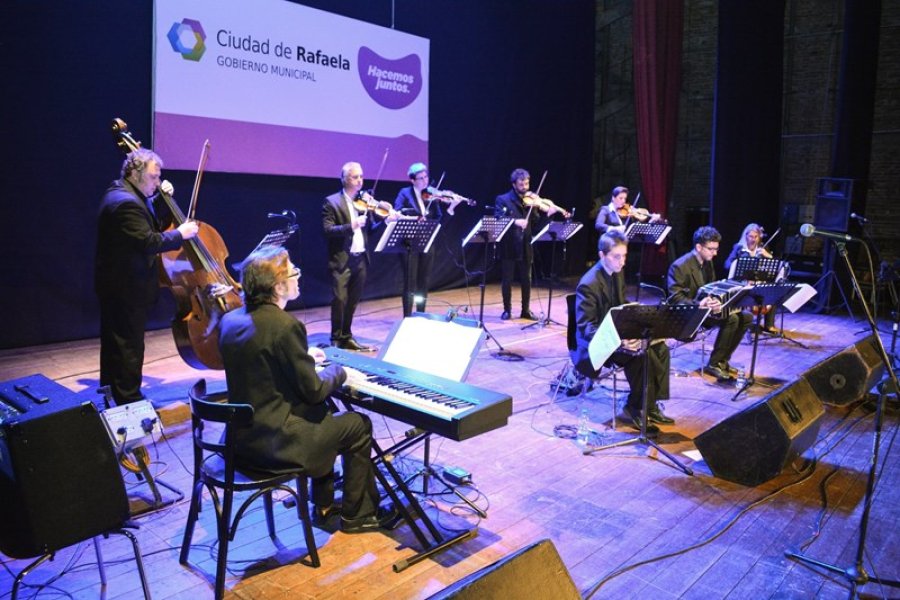 FOTO CP// ORQUESTA./ La Agrupaci&oacute;n municipal con un nuevo espect&aacute;culo.
