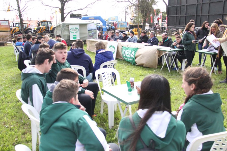 FOTO J. BARRERA ALUMNOS./ Durante las 18º Olimpíadas Agrotécnicas.