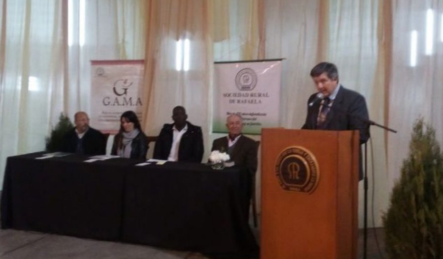 FOTO SRR ENCUENTRO INTERRELIGIOSO./ Los participantes de la actividad el domingo pasado en el predio ruralista.