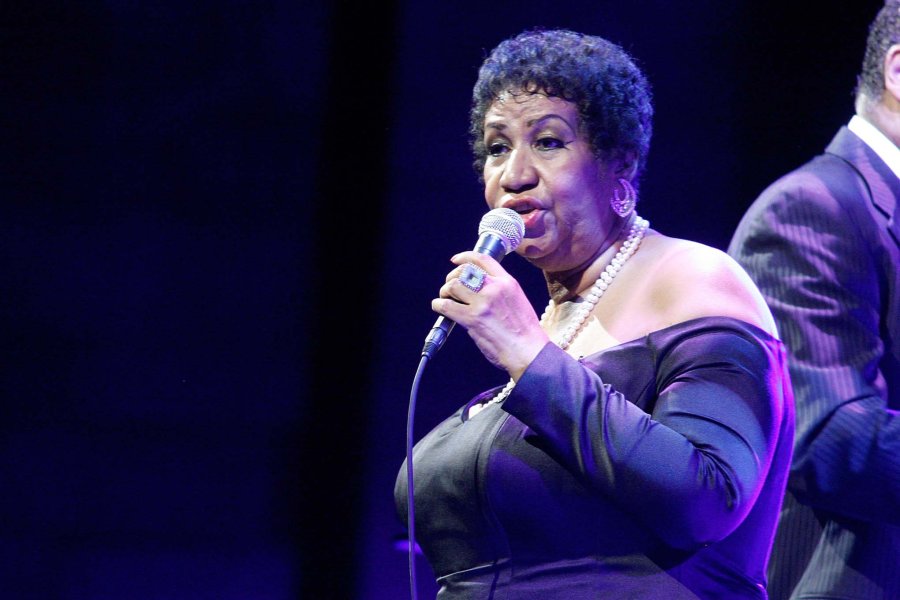FOTO NA LA REINA DEL SOUL. El mundo musical llora su partida.