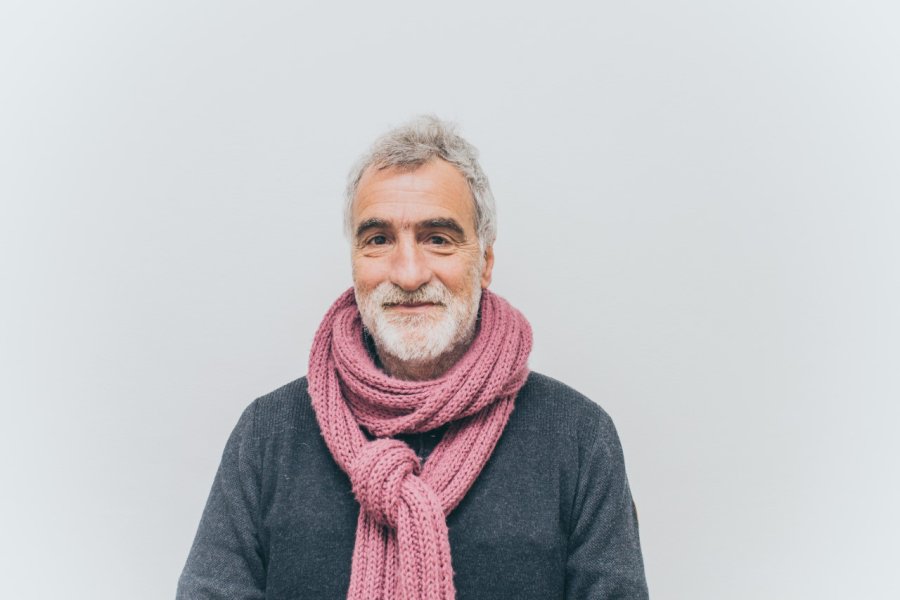 FOTO MAESTRIA DE DESARROLLO TERRITORIAL COSTAMAGNA. "Hay una necesidad de que la Universidad acompa&ntilde;e a innovar", dio quien desde hace ocho a&ntilde;os es Director de la Maestr&iacute;a en Desarrollo Territorial de la UTN-FRRa.  FOTO  EN CLASES. Los alumnos de la