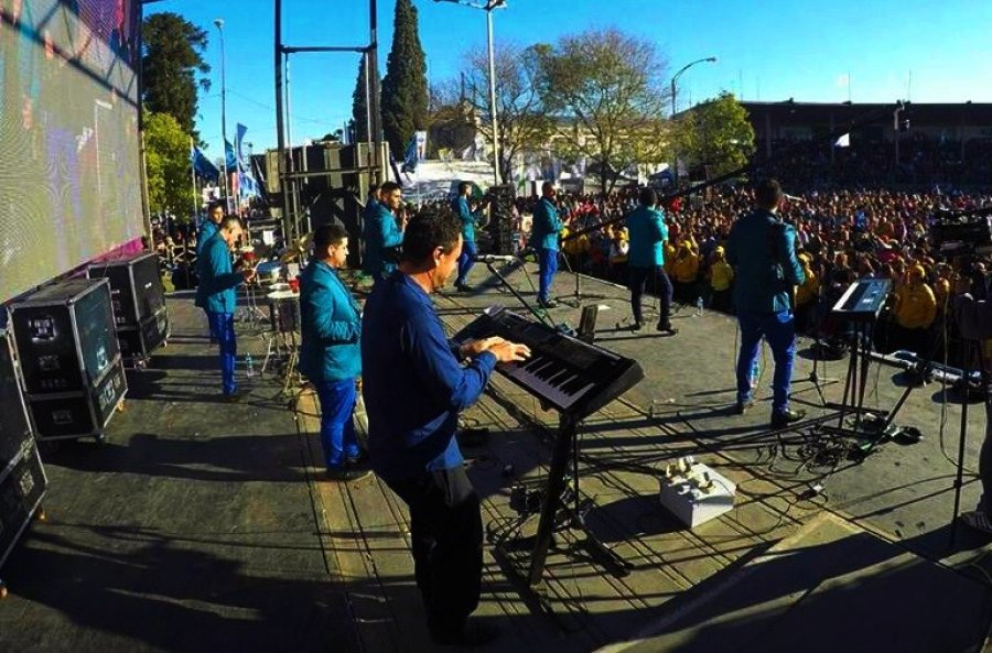 FOTO PRENSA MUNICIPAL TODO RITMO. Hoy ser&aacute; una noche de m&uacute;sica popular en el Jard&iacute;n.
