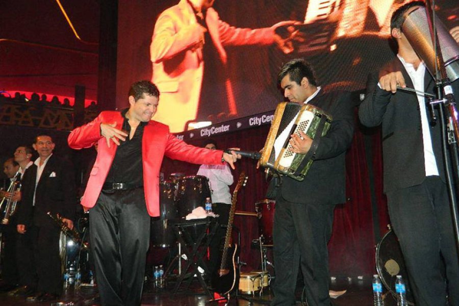 FOTO CP// KANICHE./ La celebrada banda de cumbia en plena actuaci&oacute;n.
