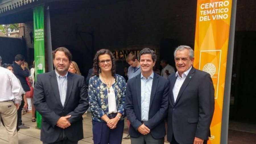 FOTO INTERNET PRESENCIAS. Una economista y legisladores nacionales, brindaron su punto de vista.