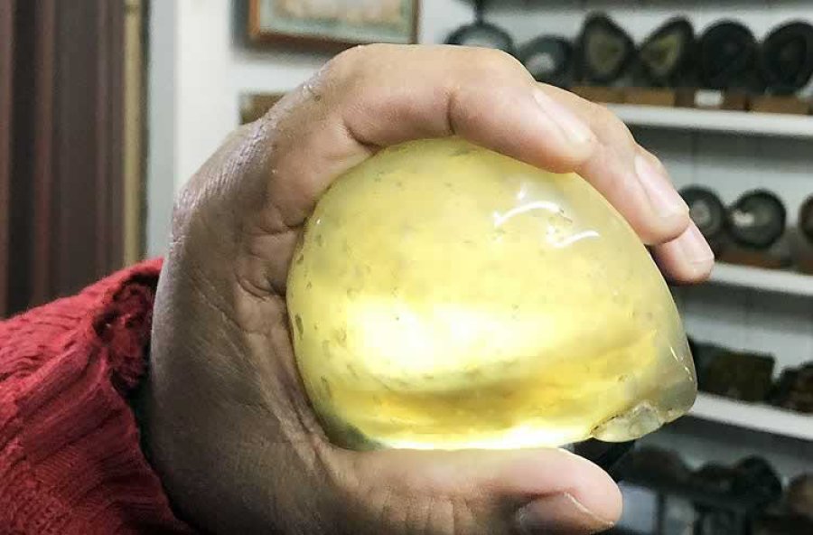 AGATAS./ Piedras semipreciosas a las que se adjudican diversas propiedades y tienen varios usos.