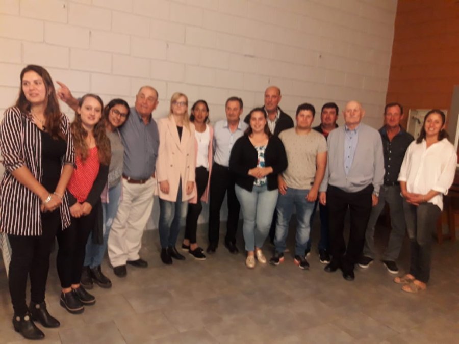 CANDIDATOS./ El grupo que se present&oacute; en sociedad.