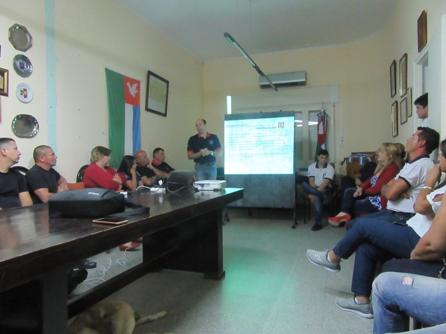 CAPACITACION./ Un momento del encuentro.