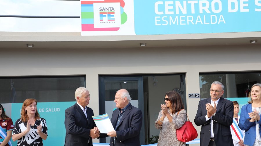 FOTO SCS// INAUGURACION./El nuevo centro de Salud fue  habilitado por las autoridades.