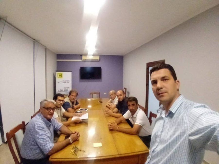 ENCUENTRO./ Un momento de la reuni&oacute;n desarrollada en la sede comunal.