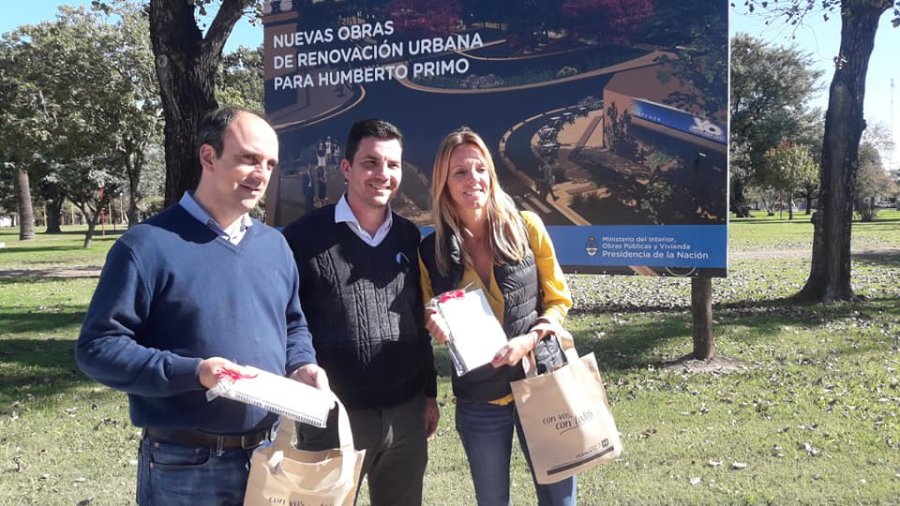 FOTO PRENSA COMUNA// RECORRIDA./ Jos&eacute; Corral, Mauro Gilabert y Marina Klemensieweicz.