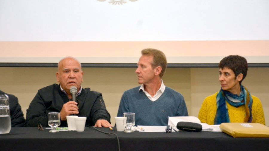 FOTO SCS// APERTURA DE SOBRES./ Jacinto Speranza, Gonzalo Toselli y Andrea Ochat.