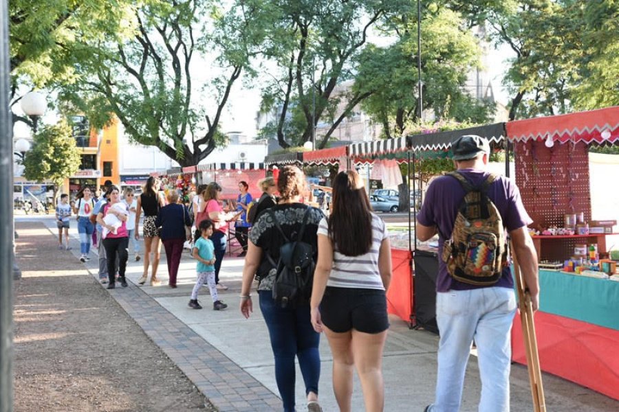 FOTO CP// FERIA./ El encuentro tendr&aacute; por escenario la plaza 25 de Mayo.