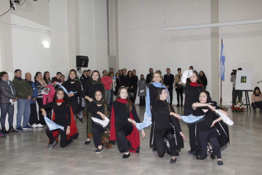 FOTO F. MELCHIORI// CEREMONIA./ Cumplida ayer por la ma&ntilde;ana.
