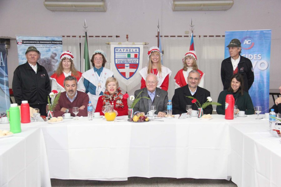 FOTO J. BARRERA// LANZAMIENTO./ Miembros de la Asociaci&oacute;n Cultural Piemontesa aportaron detalles de la realizaci&oacute;n.