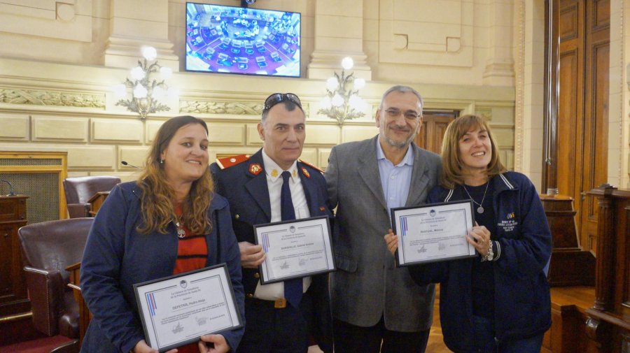FOTO PRENSA AC// RECONOCIMIENTOS./ Un instante de la ceremonia en la que fueron homenajeados sanvicentinos.