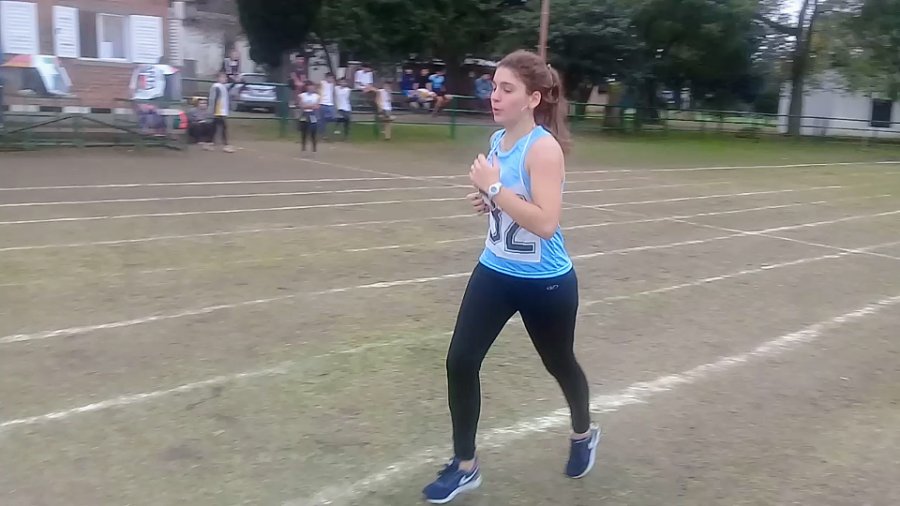 FOTO PRENSA COMUNA// ATLETISMO./ La lehmense alcanz&oacute; un meritorio segundo puesto. DESTACADA ACTUACION./ Permiti&oacute; el avance a la instancia departamental.