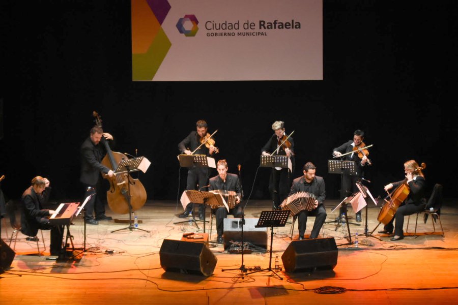 FOTO CP// ORQUESTA MUNICIPAL DE TANGO./ El organismo municipal celebr&oacute; a lo grande su aniversario.