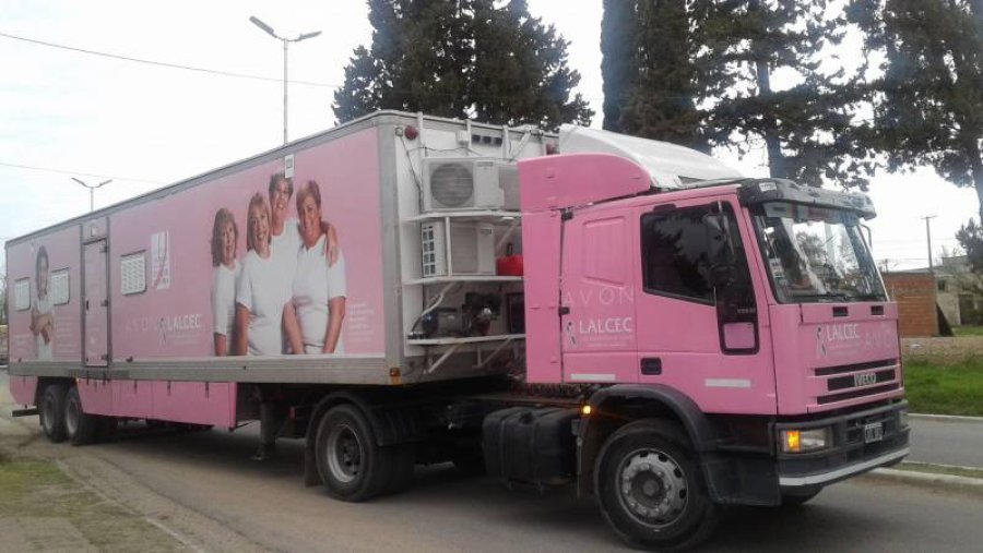 FOTO PRENSA AC// UNIDAD MOVIL./ El veh&iacute;culo que posibilitar&aacute; el estudio a mujeres sin cobertura de obra social.