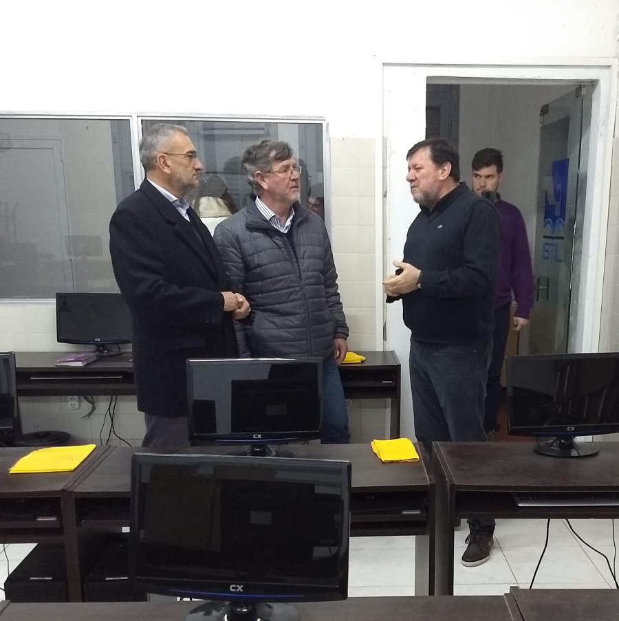 FOTO PRENSA AC// ISTIL// Las autoridades durante su visita al Instituto.