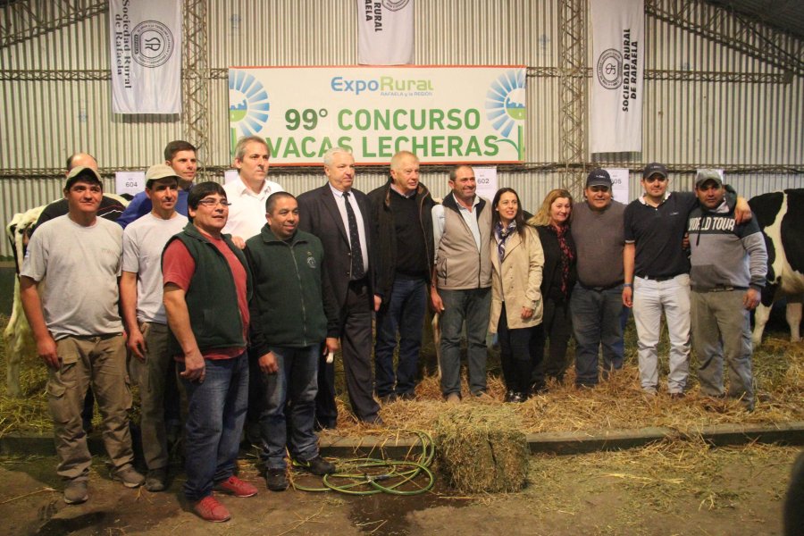FOTO JORGE BARRERA CAMPEONA. Una definición muy justa por puntos mostró lo mejor de la raza Holando.