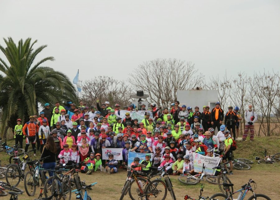 FOTO S. BAUDUCCO// LAS GALGAS./ Ciclistas que participaron de la actividad del pasado domingo.