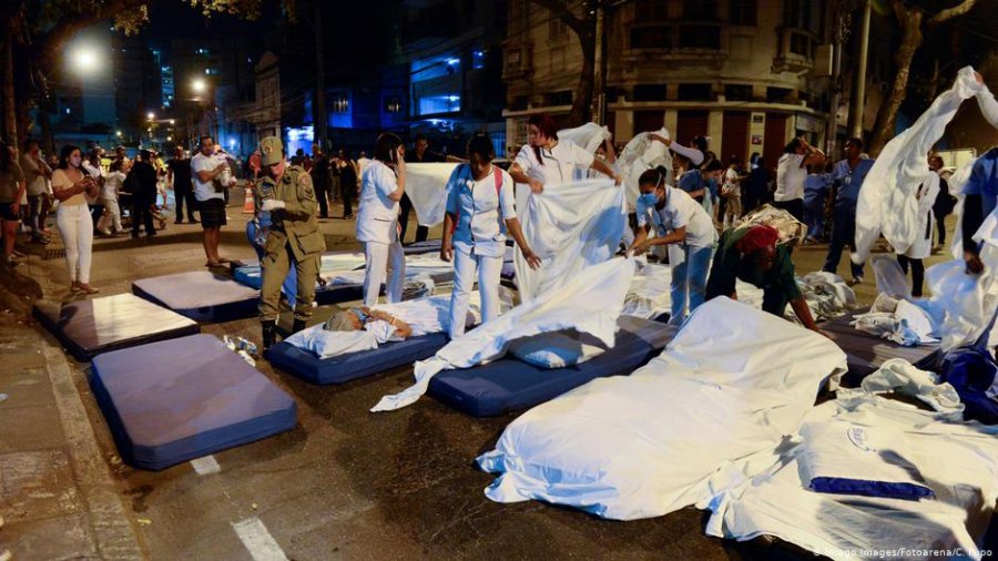 FOTO AFP-NA HOSPITAL BADIM. Un centenar de pacientes fue evacuado.