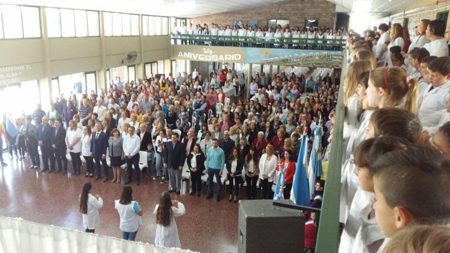 CEREMONIA./ El sal&oacute;n de acto totalmente cubierto fue la respuesta a la celebraci&oacute;n.