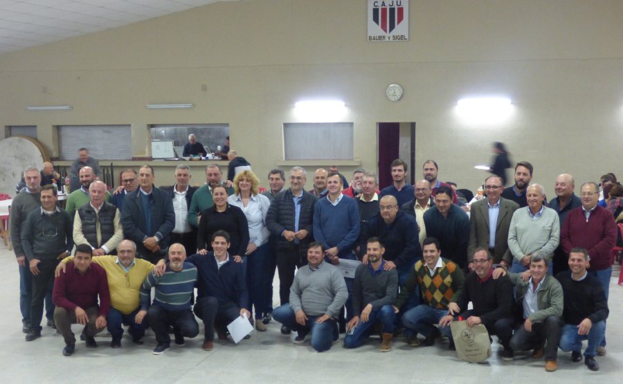 FOTO PRENSA OM// GRUPO./ Quienes participaron del reciente agasajo.